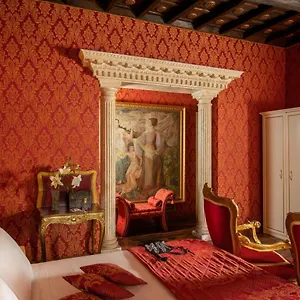Residenza Canova Tadolini - בית הארחה